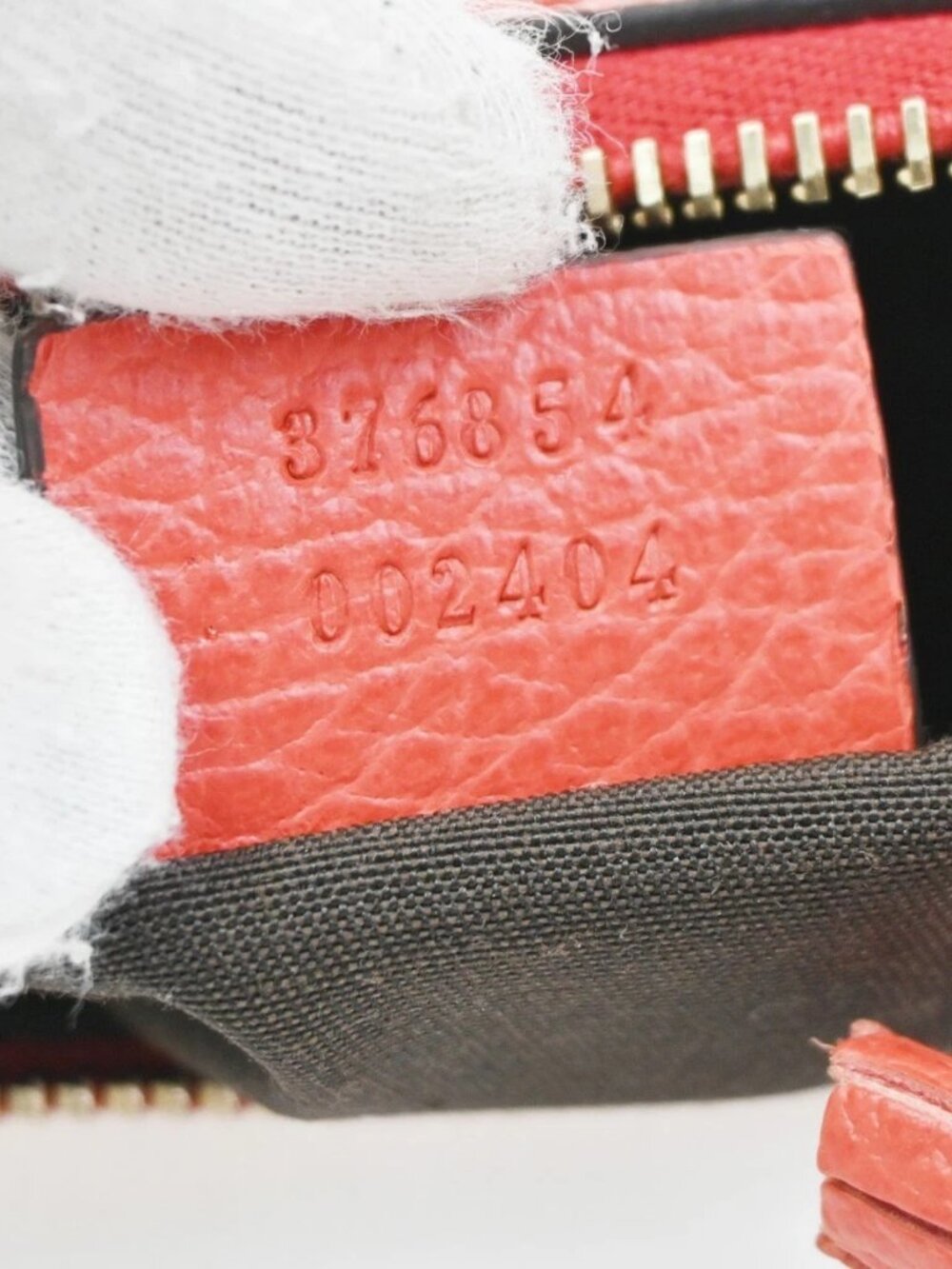 GUCCI Logo Bamboo Charm Clutch Pouch Bag Pebbled Leather Red Italy 61KC890 - Picture 13 of 14